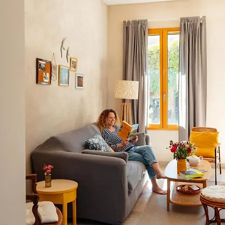 Eco-friendly In A Wine Estate In * Frontignan