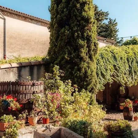 Eco-friendly In A Wine Estate In Frontignan